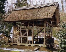 薪小屋